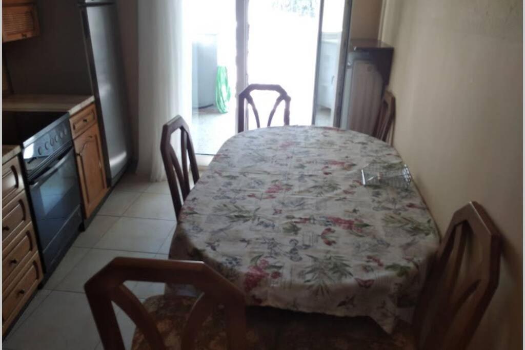 Debby'S Central Apartment Кавала Экстерьер фото