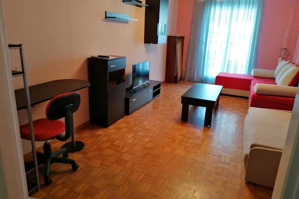 Debby'S Central Apartment Кавала Экстерьер фото